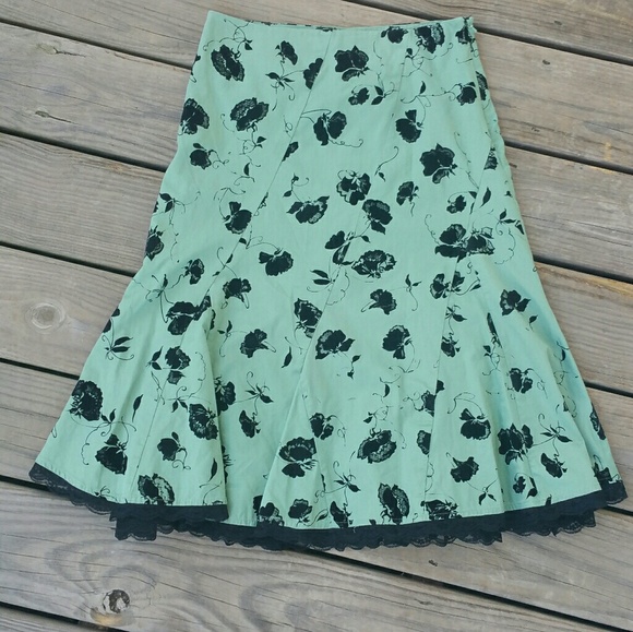 Odille Dresses & Skirts - Odille Anthro velvet flowers bias midi, lace trim